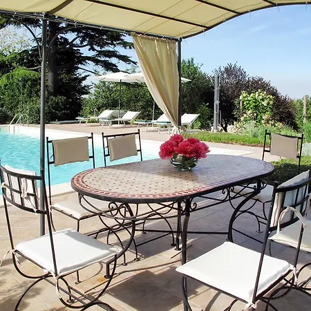 Tenuta Montegrande 102s *
